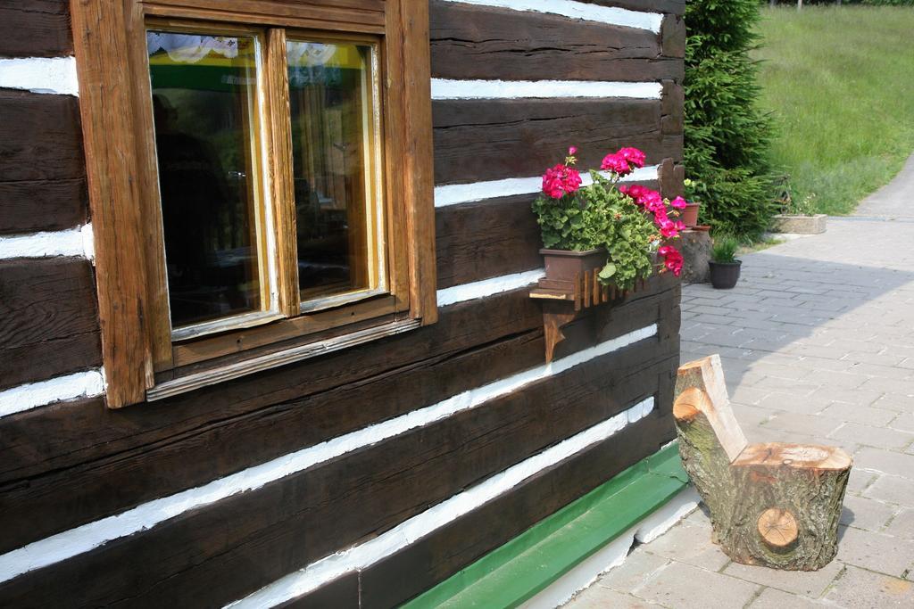 Horska Chata Amor Pec pod Snezkou Exteriör bild